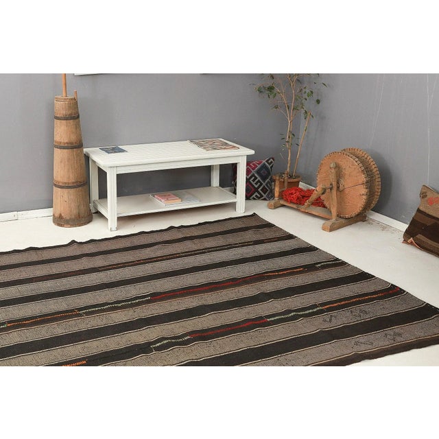 Mid 20th Century Vintage Large Turkish Kilim Rug For Sale In Los Angeles - Image 6 of 7