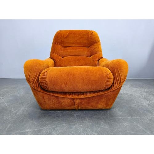 Gold Space Age Italian Lounge Chairs in Orange Upholstery, 1970s, Set of 2 For Sale - Image 8 of 18