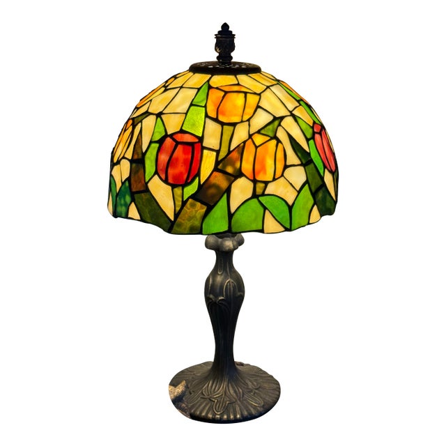 Vintage Tiffany Style Large Stained Glass Tulip Accent Lamp Antique Bronze Finisg Base 22"h For Sale