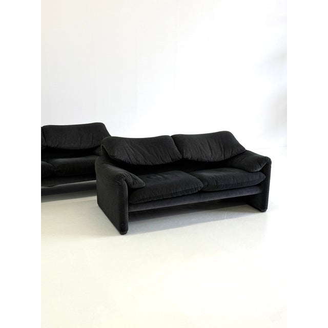 Maralunga 2-Seater Black-Grey Sofa by Vico Magistretti for Cassina, 1970s For Sale - Image 10 of 14