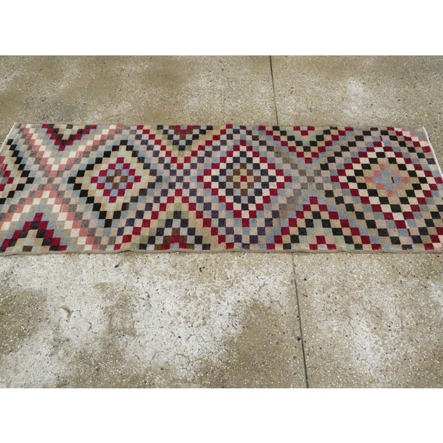 Textile Galerie Shabab Collection Mid-20th Century Turkish Anatolian Small Runner For Sale - Image 7 of 10