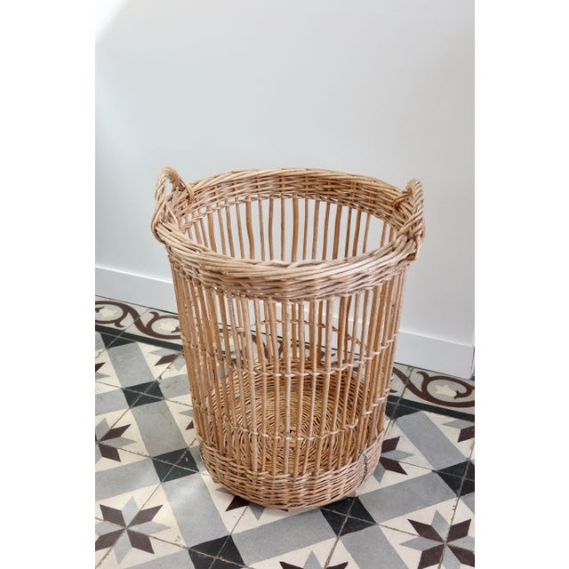Rustic Large Vintage Wicker Bakery Basket, 1950s For Sale - Image 3 of 8