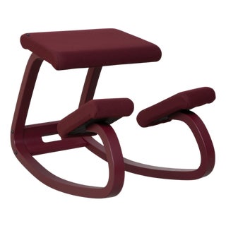 Variable Monochrome Wooden Kneeling Chair in Violet Plum Fabric by Peter Opsvik for Varier For Sale