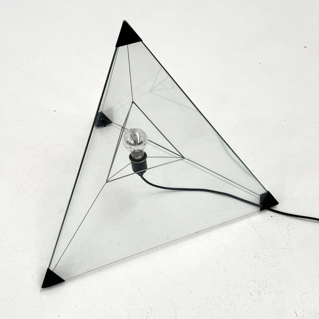 Postmodern Tetrahedron Lamp by Frans Van Nieuwenborg & Martijn Wegman for Indoor, 1979 For Sale - Image 3 of 11
