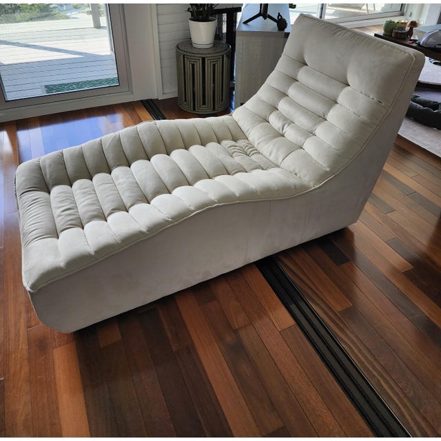 The Diego Chaise comes with endless possibilities for lounging in style. A high, supportive back, durable fabric and...