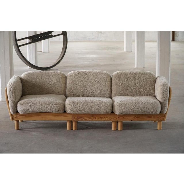 Wood Danish Modern Three-Seater Sofa in Pine and Lambswool, 1980s For Sale - Image 7 of 18