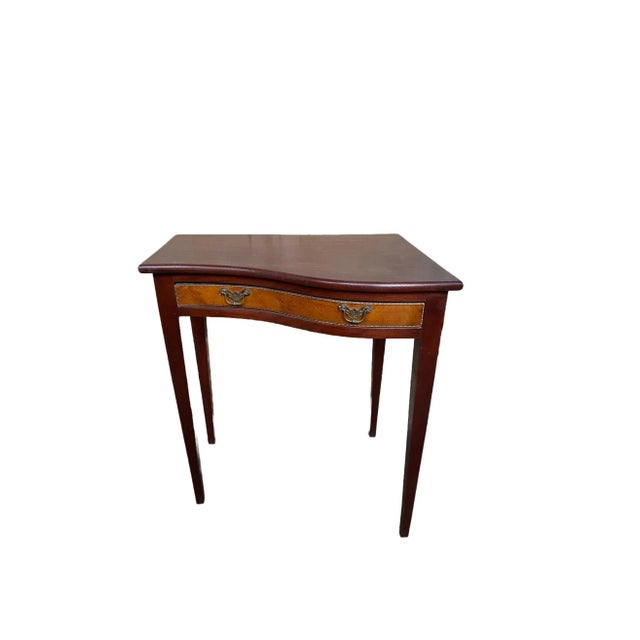 2000 - 2009 Hepplewhite Style Mahogany Side Table For Sale - Image 5 of 5