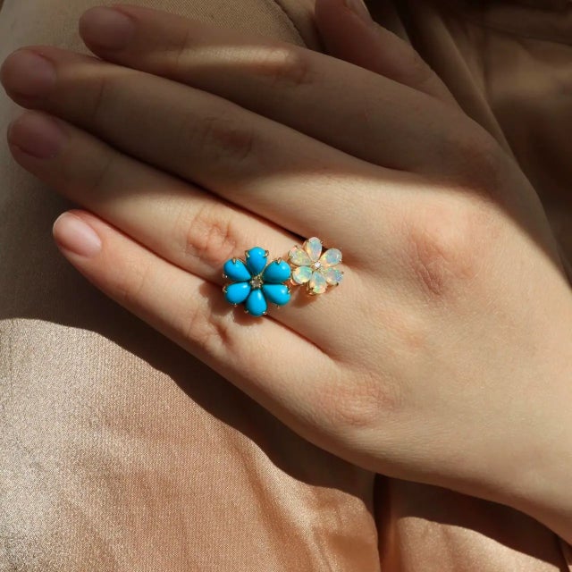 14K Yellow Gold 6 Pieces 4 × 6 mm Natural Turquoise｜Pear｜Eye Clean Turquoise CTW: 2.60 6 Pieces 3 × 5 mm Natural Opal｜Fire...