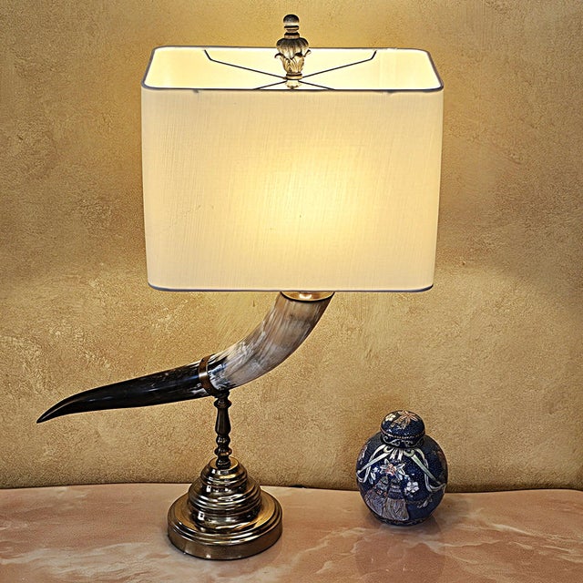 Brass Vintage Faux Horn & Brass Table Lamp – Hollywood Regency For Sale - Image 8 of 18
