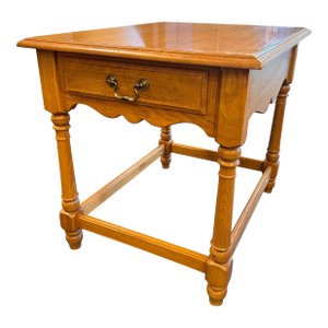 Ethan Allen Canterbury Traditional Oak Side or Accent Table Single Drawer Turned Legs