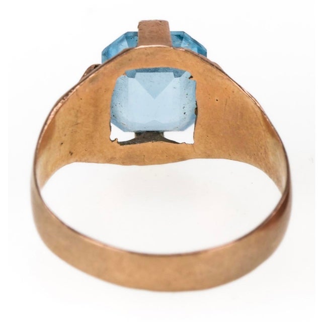 Mid 20th Century 10k Yellow Gold With Faceted Blue Gemstone Ring For Sale - Image 5 of 8
