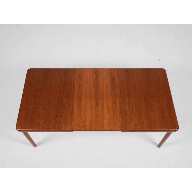 Mid-Century Danish Extendable Dining Table in Teak with Rounded Corners and Butterfly Extension attributed to Johannes Andersen, 1960s For Sale - Image 10 of 13