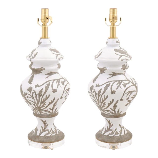 Pair of Mid 20th Century Two-Tone Crackle Ceramic Silhouette Lamps For Sale