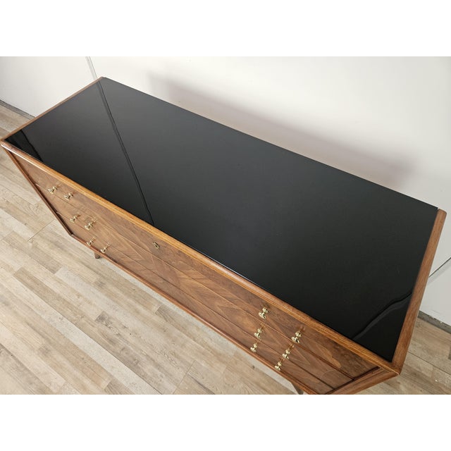 Art Deco Chest of Drawers with Glass Top, 1950 For Sale - Image 3 of 18