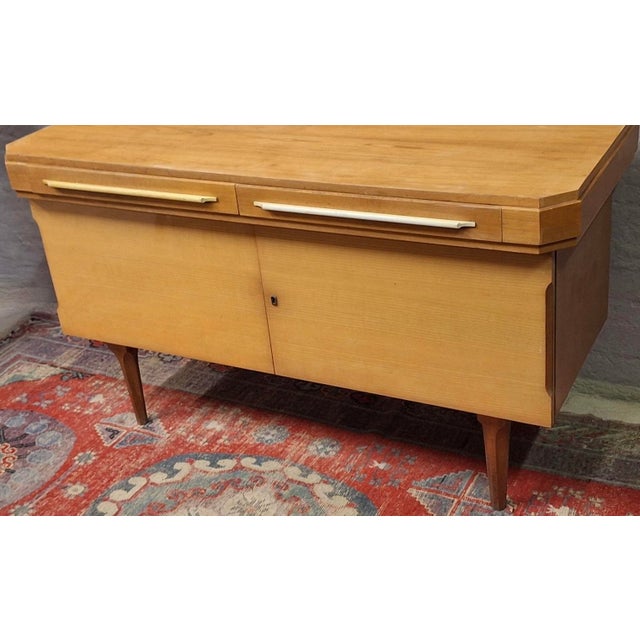 Vintage Art Deco Sideboard in Maple, 1950 For Sale - Image 4 of 8