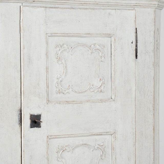 Wood Early 19th Century Swedish White Painted Oak Single Door Armoire For Sale - Image 7 of 13