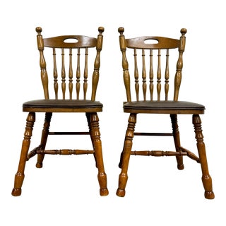 Vintage Cochrane Inc. Bay Colony No 938 737 Colonial Style Vinyl Seat Chairs For Sale