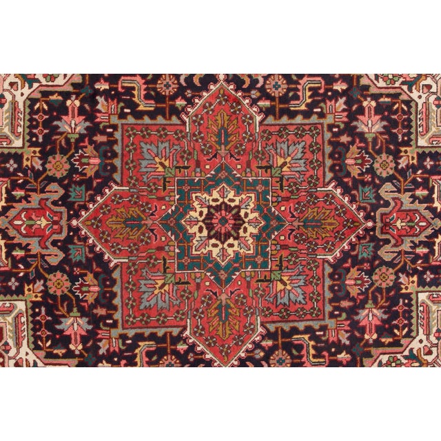 Early 20th Century Vintage Persian Heriz Multicolor Handmade Wool Rug For Sale - Image 4 of 5