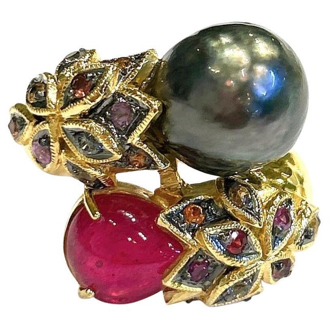 Bochic "Orient" Vintage Black Pearl & Ruby Ring Set In 18K Yellow Gold & Silver For Sale - Image 15 of 18