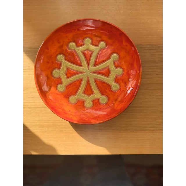 Hand-thrown earthenware Mid-century modern 1960s plate signed underside a mid-century French studio piece in the Vallauris...