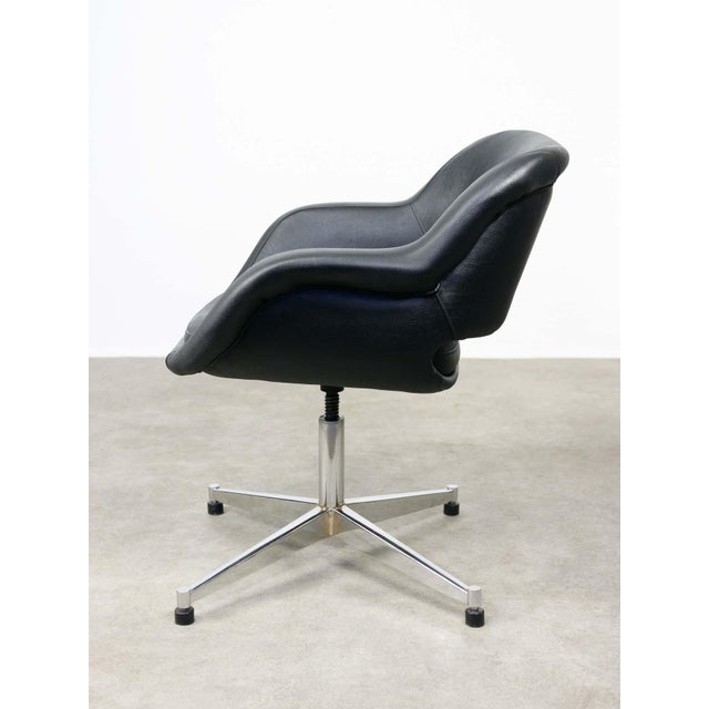 Vintage Italian Black Leatherette and Chrome Swivel Chair, 1970s For Sale - Image 3 of 18