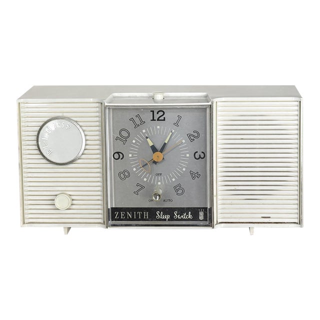 Vintage Zenith “Sleep Switch” Clock Radio – Mid Century Modern – Cream - Runs - 1950s For Sale