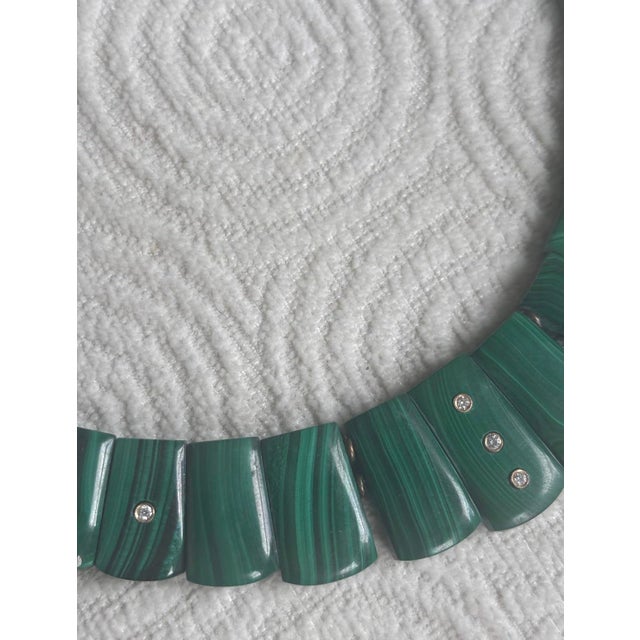 Metal The Cleopatra Malachite Collar Necklace With Diamonds & 14k Gold For Sale - Image 7 of 12