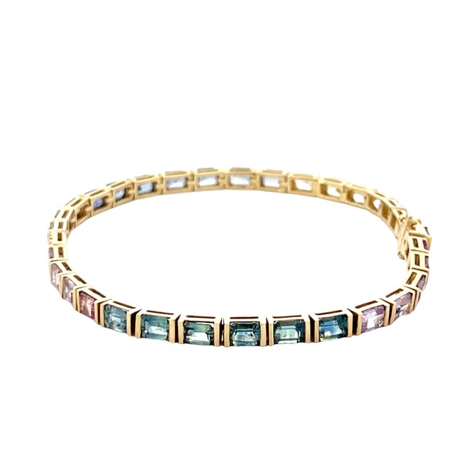 Mid-Century Modern 14k Yellow Gold Tennis Bracelet With Rainbow Sapphires and Diamonds For Sale - Image 3 of 12