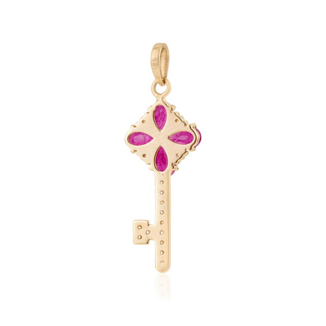 1.02ct Heirloom Ruby Flower Key Pendant With Diamond in 14k Yellow Gold For Sale - Image 9 of 13