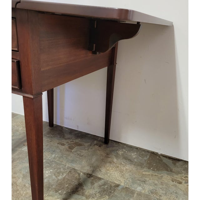 Henkel Harris Mahogany Drop-Leaf Pembroke Side Table For Sale - Image 9 of 10