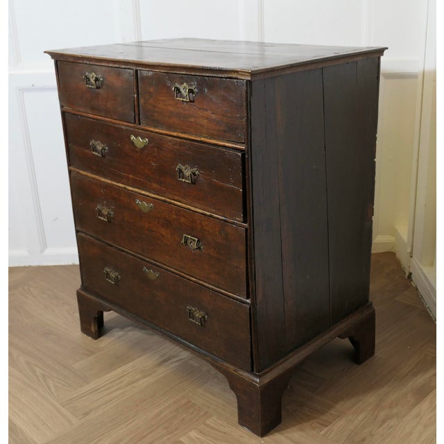 18th Century Period Oak Chest of Drawers For Sale - Image 3 of 6