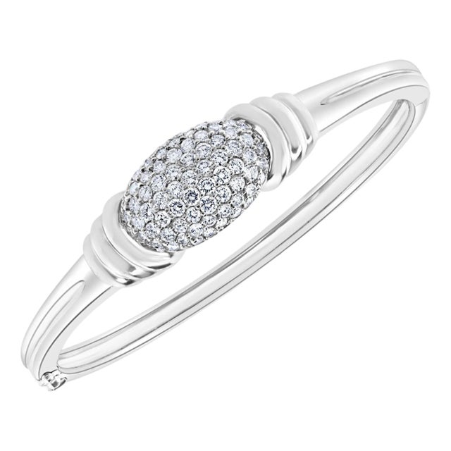 2.5 Carat Diamond Bangle /Bracelet in 18 Karat White Gold 32 Grams For Sale