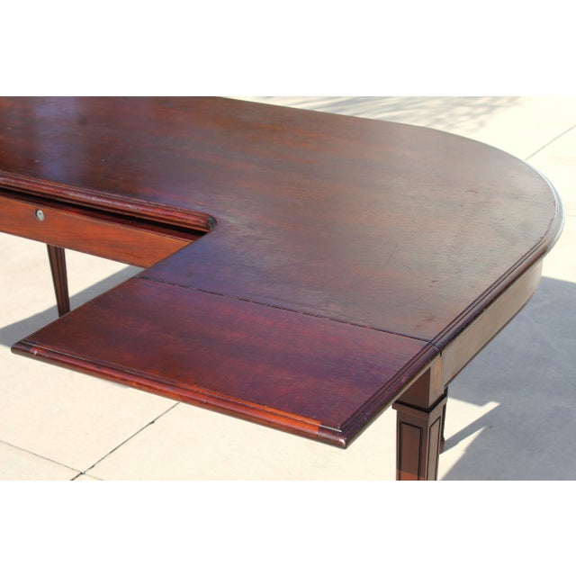 Vintage Myrtle Desk Co. Georgian Style Mahogany Curved Hunt Table / Executive Desk For Sale - Image 12 of 18