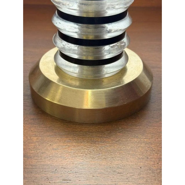 Italian Vintage Modernist Lucite and Brass Table Lamp, C. 1968–1975 For Sale - Image 9 of 10