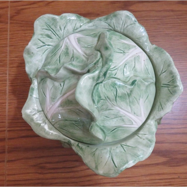 1990s Vintage Mid-Century Modern Fitz & Floyd Lidded Cabbage Majolica Bowl Dish For Sale - Image 5 of 6