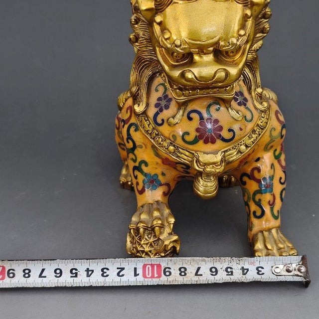 Late 20th Century Pair of Vintage Cloisonné Gilt Bronze Guardian Lion Statues With Floral Enamel For Sale - Image 5 of 13