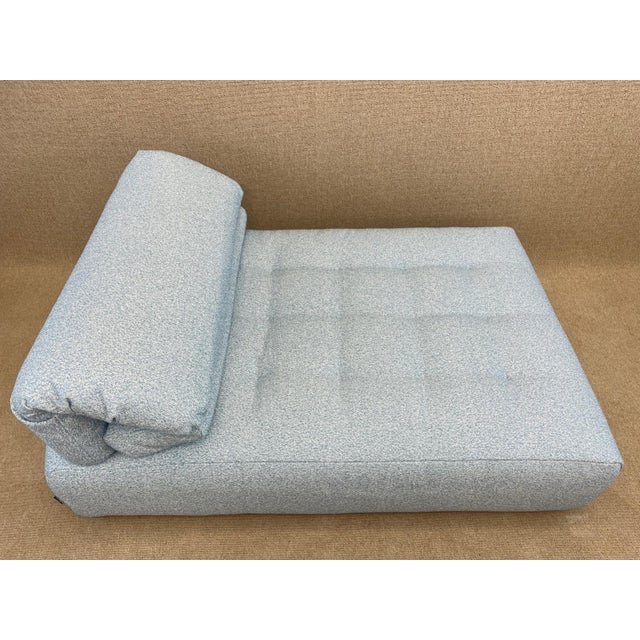 Light Blue & White Voyage Immobile Modular Chaise Lounge by Roche Bobois For Sale - Image 6 of 18