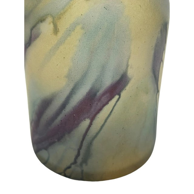 Art Nouveau Israeli Originals Vintage Hand Painted Art Nouveau Glass Vase by Reuven, Marked For Sale - Image 3 of 8