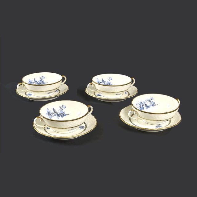Bavarian Porcelain Dinnerware Set from Carl Schumann, 1940s, Set of 54 For Sale - Image 17 of 18