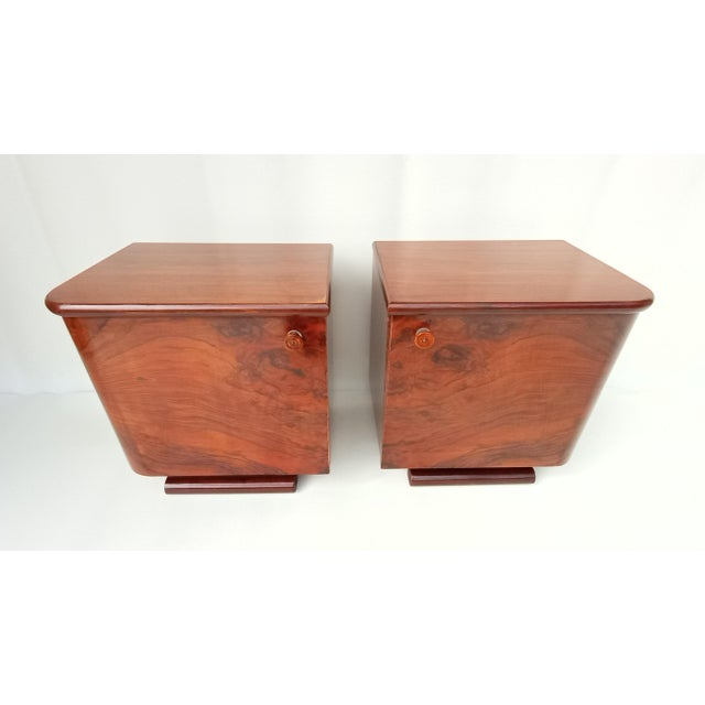 Very nice bedside tables in the modernist style in original authentic condition. Made of bent beech and spruce wood. The...