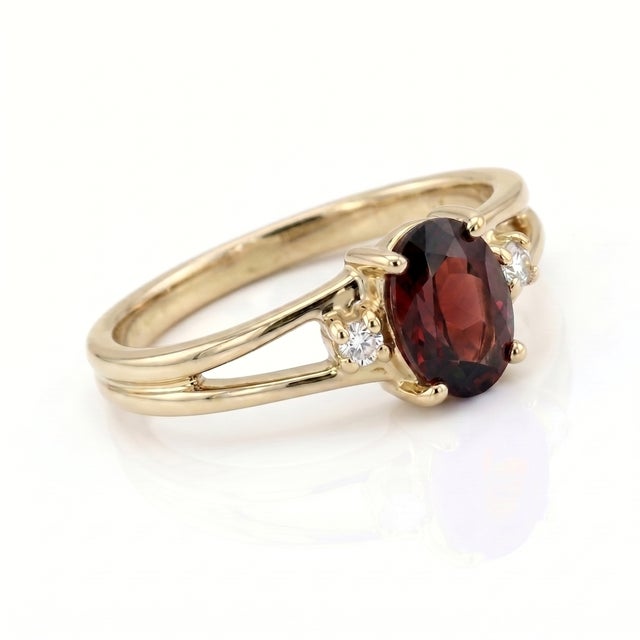 Not Yet Made - Made To Order Natural Garnet Promise Ring – 18k Gold Plated Split Shank Birthstone Ring Us 7 For Sale - Image 5 of 5