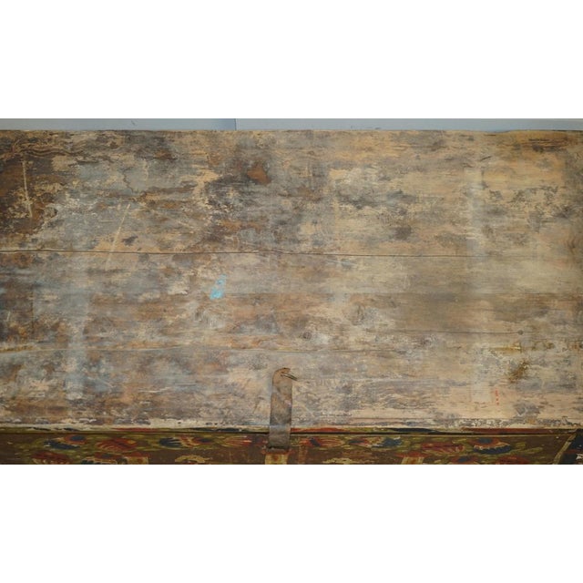 Gold Romanian Blanket Chest with Church Painting, 1880s For Sale - Image 8 of 18