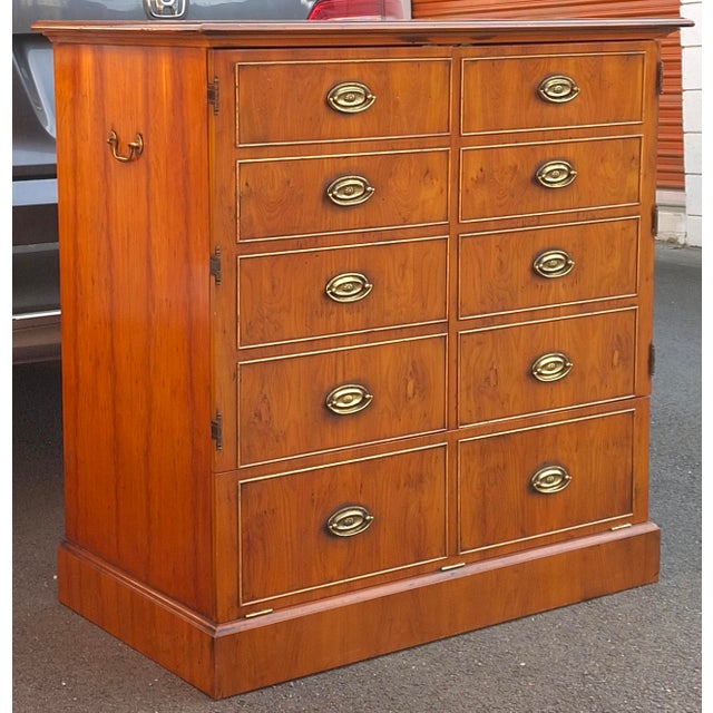 Late 20th Century Federal Style Yew Wood Double Door Side Cabinet For Sale In Washington DC - Image 6 of 15