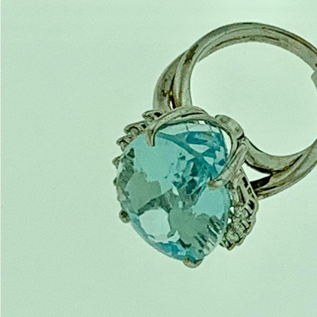 2000 - 2009 25 Carat Natural Aquamarine and Diamond Cocktail Ring 18 Karat Gold, Estate For Sale - Image 5 of 18