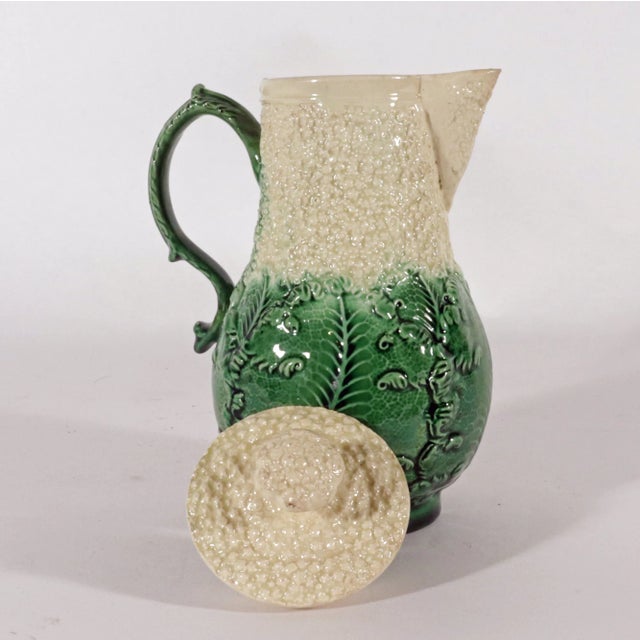 18th-Century Staffordshire Creamware Cauliflower Milk Jug and Cover, Greatbatch and Wedgwood Type For Sale - Image 4 of 8
