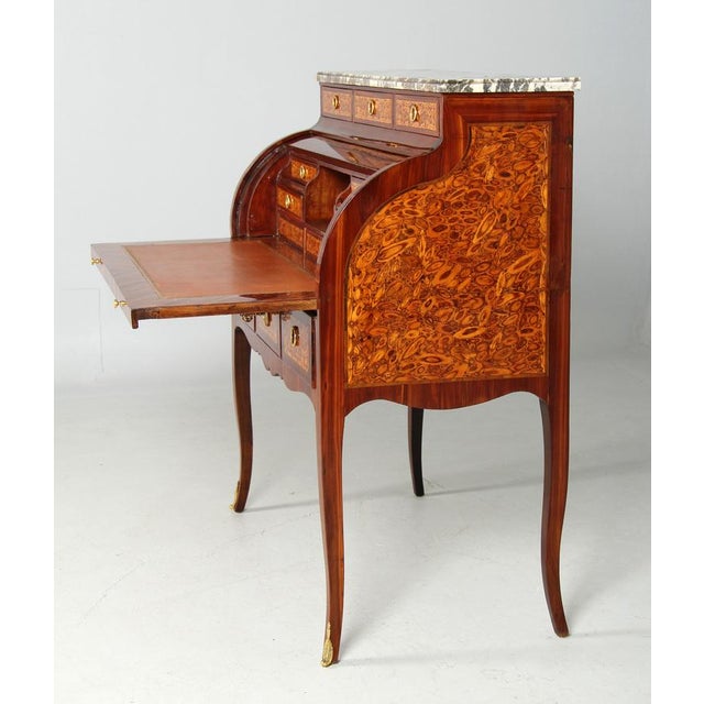 Antique Oysterveneer Secretaire, 1770s For Sale - Image 14 of 18