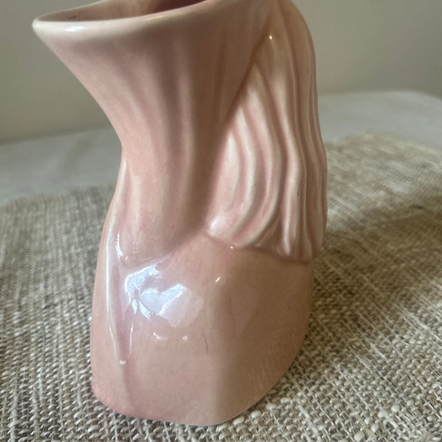 1980s Vintage Hull Pottery Lady Vase u.s.a. Pink Pastel Water Carrier Vessel For Sale - Image 5 of 7