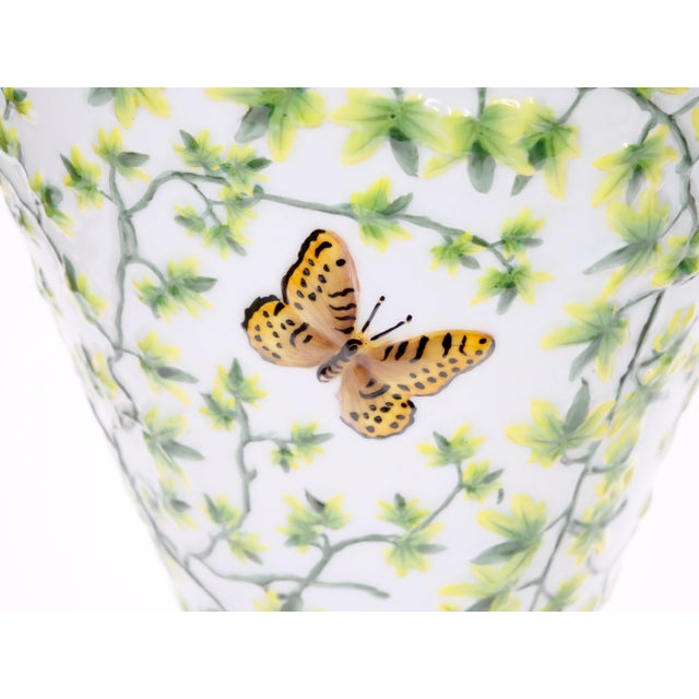 Mid-20th Century French Hand-Painted Porcelain Decorative Vase For Sale In New York - Image 6 of 8
