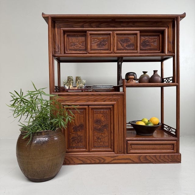 Japanese Kazaridana Tana Shelf Display Cabinet, 1930s For Sale - Image 4 of 18