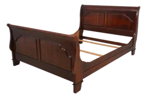 Sumter Cherry Queen Size Sleigh Bed